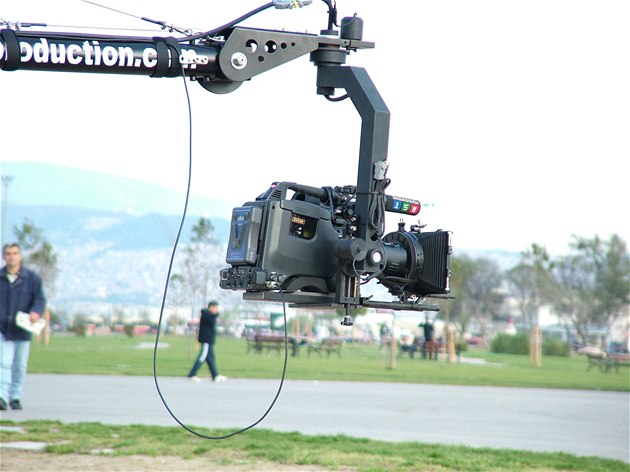 Nový Bor obsadili filmaři. Natáčení demonstrace omezí chodce i řidiče