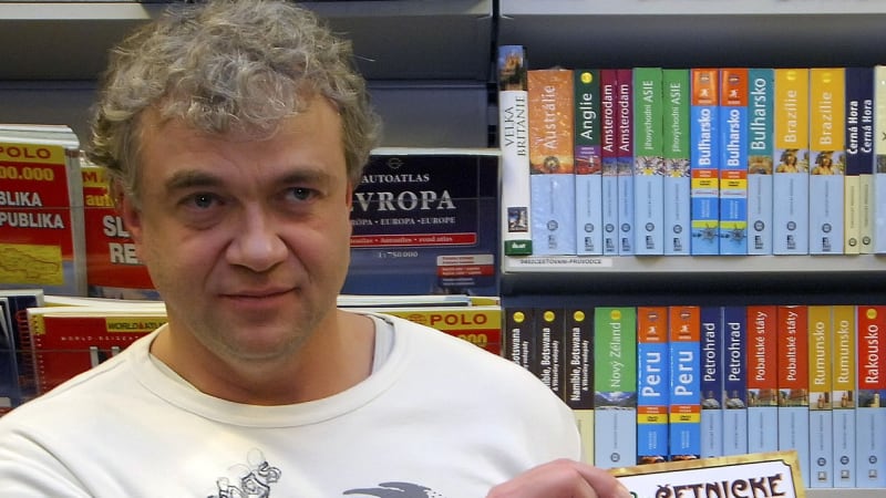 Co dnes dělá pěvecká hvězda 80. let Jan Cézar, interpret hitu Vizitka? Byl idolem dívek a žen