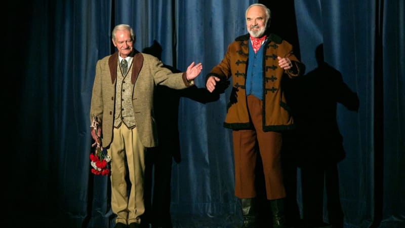 Herec Penc zářil u Cimrmanů, hrál ještě dva týdny před smrtí. Zpočátku se tam necítil dobře