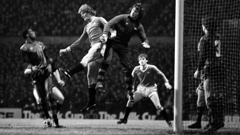 Fotbal ho stál život, smutní dcera legendy Manchesteru. Soud odhalil vazbu mezi hrou a smrtí