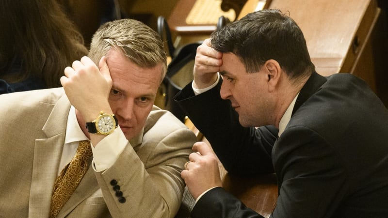 Zveřejnění soukromých SMS Pavlem? Ať je to 1:1, řekl Macinka a odhalil průběh jednání o Turkovi