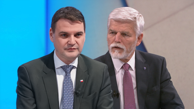 Spor Macinka vs. Pavel dosáhl vrcholu. Začal „Pávkem“ a „vyžírkou“, eskaloval textovkou