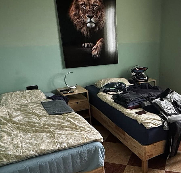 Prezident Pavel zveřejnil fotky z dovolené. Luxus je pro mě motorka, napsal