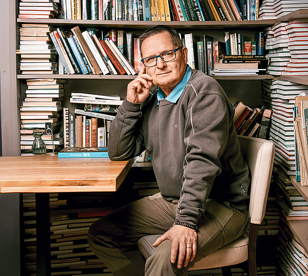 Není možné, aby Masaryk nepil, byl v partě s Čapkovými, líčí znalec slavných putyk