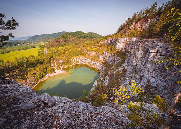 Těžaři se kvůli zlatu zase zajímají o hlušinu u Rabí. Na Šumavě panují obavy