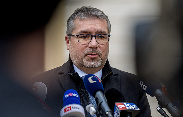 Potravinářských kontrol je moc, ministr je chce v českých firmách snížit