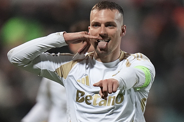 ONLINE: Dukla - Sparta 0:1, Hunal hrál rukou, penaltu proměňuje Haraslín