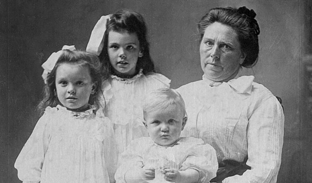 Belle z pekla zabíjela opuštěné muže i děti, nechala za sebou výhružné tajemství