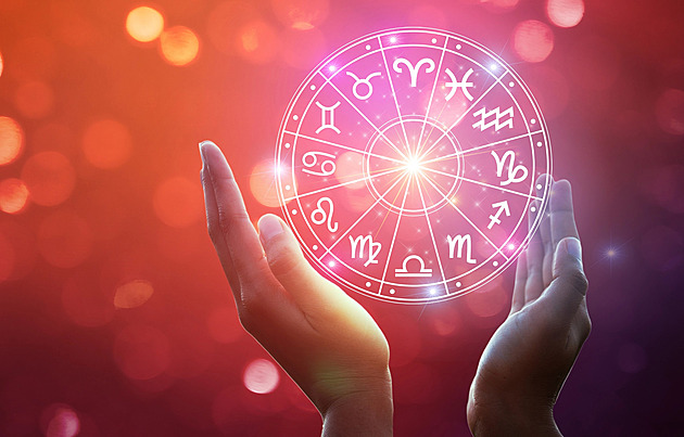 Rakům budou hvězdy přát, Panny rozhodí chaos. Horoskop na únor pro každé znamení