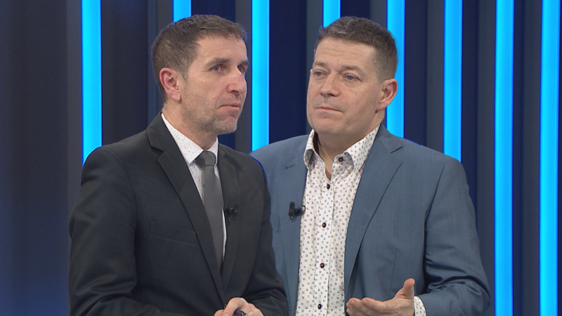 Nacher sráží svou jinak skvělou inteligenci, řekl Haas. Pak zpochybnil termín schůze o vládě