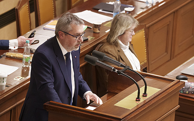 Ministr Šebestyán má plán, jak zlevnit potraviny. Návrhy předloží na koaliční radě