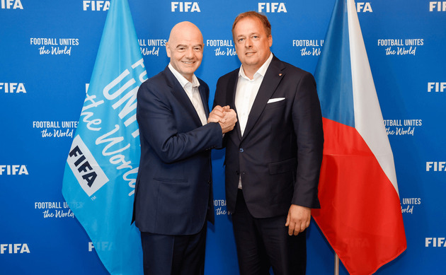 Trunda o možném návratu Rusů: Nedovedu si ho představit. Dál se válčí a umírají lidé