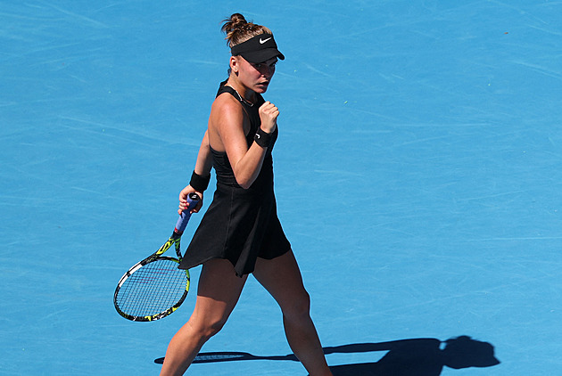 Bejlek poprvé ve čtvrtfinále. V Abú Zabí vyřadila i Ostapenkovou