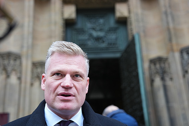 Problém pro „mačo“ stranu, Babiš může posílit, hodnotí experti nejmenování Turka