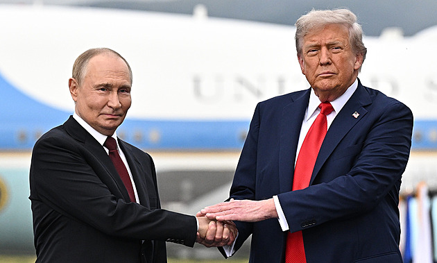 Namísto prodlužování staré radši novou jadernou dohodu, myslí si Trump