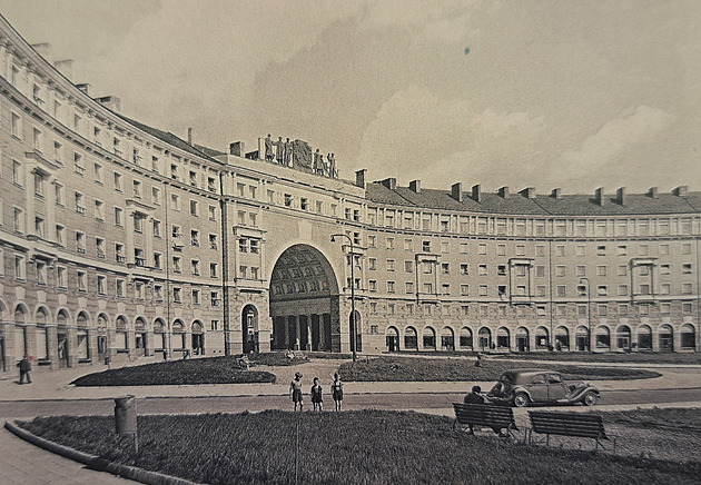 Poruba není jen sídliště. Socialistický realismus tu dostal velkolepou podobu