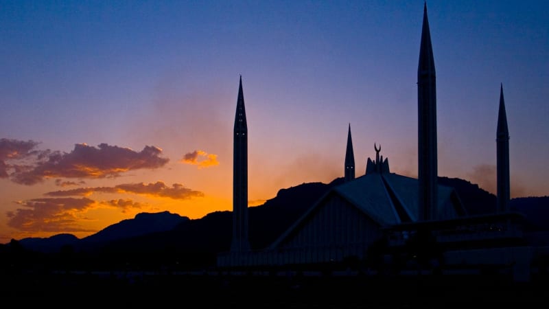 Tragická exploze v mešitě: Výbuch zabil v Pákistánu nejméně 11 lidí. Úřady nastínily příčinu