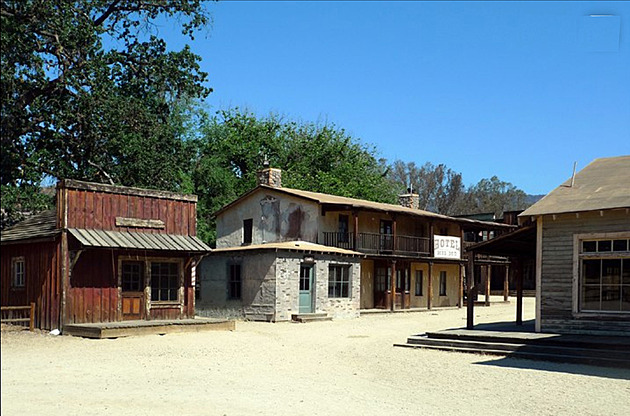 Filmy v LA se začaly natáčet ve stodolách a skladech. Podívejte se