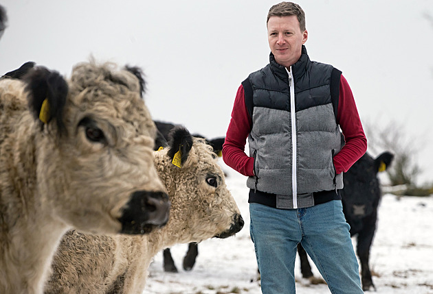 Pro hovězí si lidé jezdí přímo na farmu. Terčovi jinak prodávat nechtějí