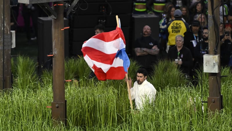 Rapper Bad Bunny při Super Bowlu odkazoval na Portoriko. Facka do tváře USA, reagoval Trump