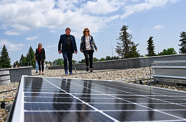 Solární plány Brna zachraňují městské teplárny. Ztrátový podnik řeší, co dál