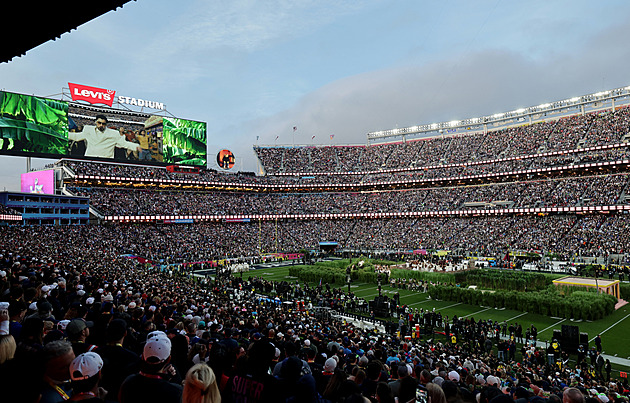 Útěk od reality. Cena reklamy na Super Bowlu dosáhla rekordních deseti milionů dolarů