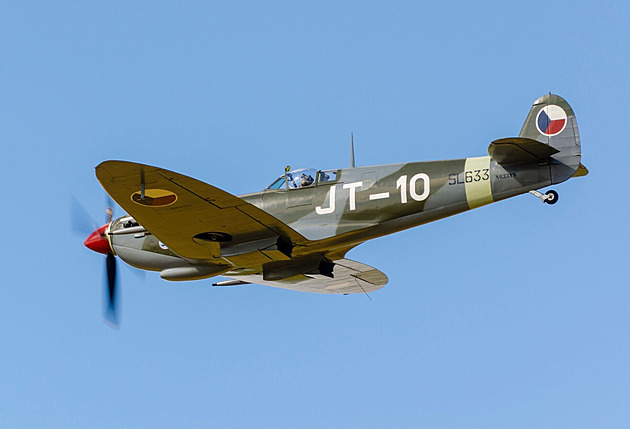 Československý spitfire je na prodej. Legendární stíhačka obletěla celý svět