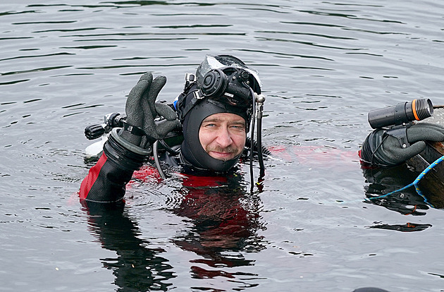 RECENZE: I ve druhé řadě se Pod hladinou nabízí víc vzrušení než na břehu