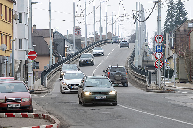 Pardubice se pustí do stavby složité spojky k nemocnici. Je klíčová, říká primátor