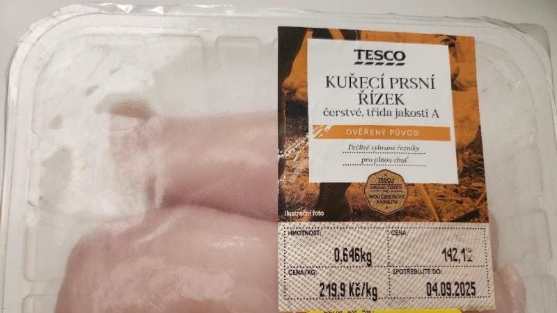 Tesco prodávalo nebezpečné maso. Kuřecí řízky obsahovaly bakterii Salmonelly