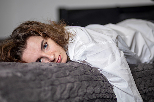 Zimní únava vs. deprese: Jak poznat rozdíl a kdy jít k lékaři