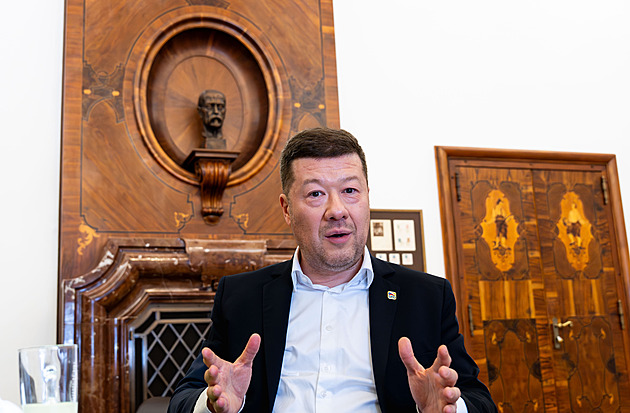 A teď ovládneme i Senát, plánuje Okamura. Odkryl detaily sporu s Moravcem