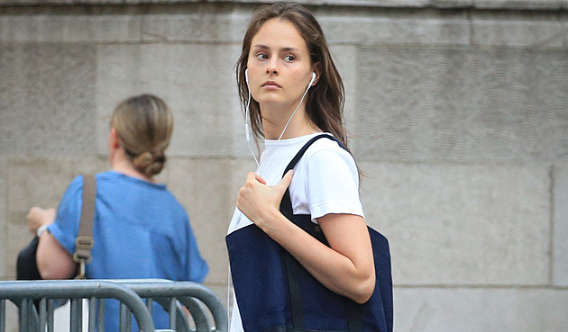 Epstein odkázal stamiliony běloruské milence, volal jí těsně před svou smrtí