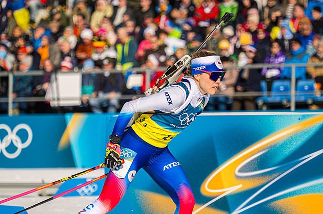 Biatlon na ZOH ONLINE: Vytrvalostní závod, představí se i čtveřice Češek