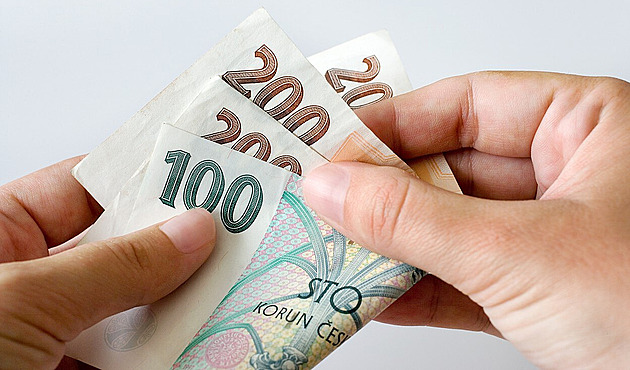 Ekonomika poroste a inflace bude pod dvěma procenty, očekávají bankovní analytici