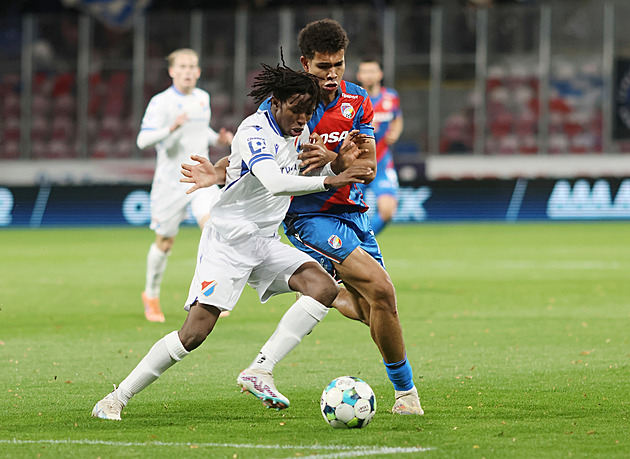 Fotbalové přestupy ONLINE: Plzeňský Kabongo do Boleslavi, Tottenham odvolal trenéra