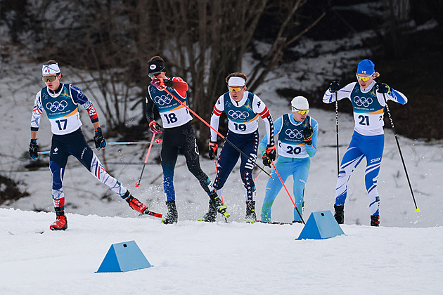 První závod sdruženářů ovládl Nor Oftebro. Konvalinka se vešel do dvacítky