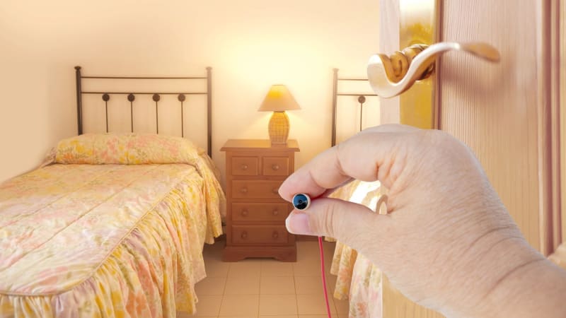 Hotelové hosty natáčejí v Číně při intimních chvílích skryté kamery. Videa se pak šíří