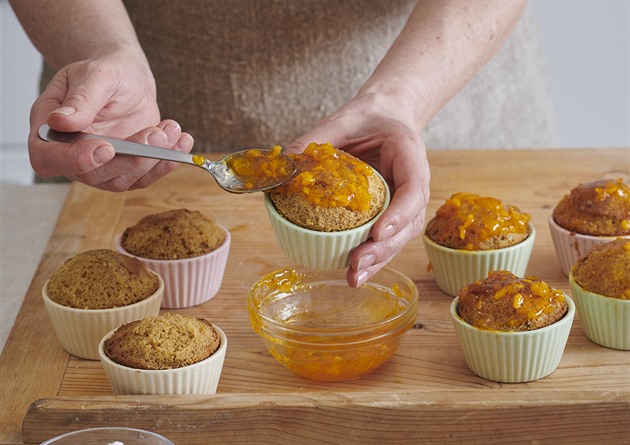 Banánové muffiny zasytí víc než rohlík. Recept, který máte hotový dřív, než řeknete švec