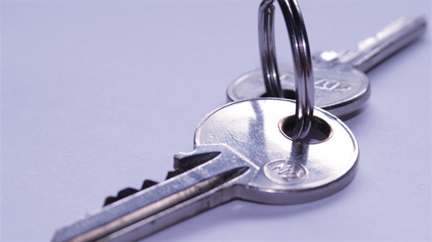 Jak změnit trvalé bydliště v podnájmu? Jde to i přes zákaz v nájemní smlouvě