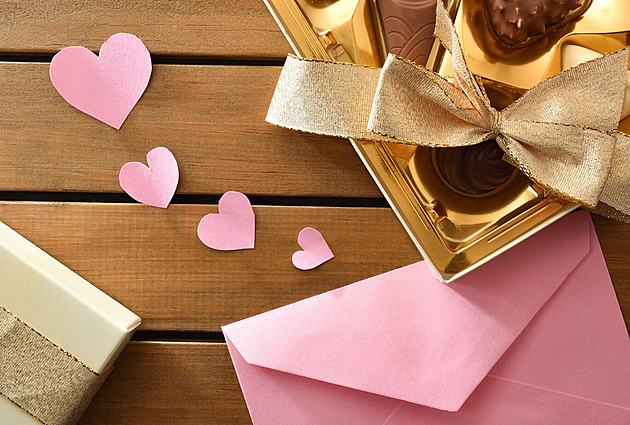 Přání k Valentýnu bez klišé. Věty a citáty, které řeknou víc než dárky