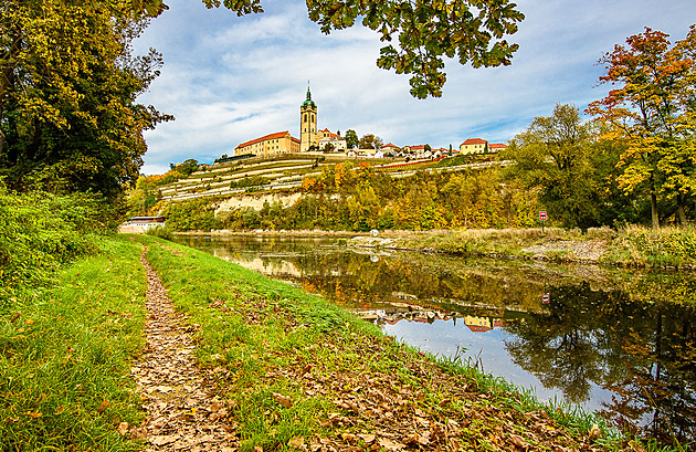 Nekoupili jste letenky do Paříže? Přinášíme tipy na Valentýna po Česku