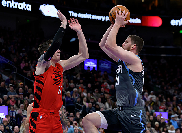 Krejčímu se v Portlandu daří, jedenácti body pomohl k výhře nad Utahem