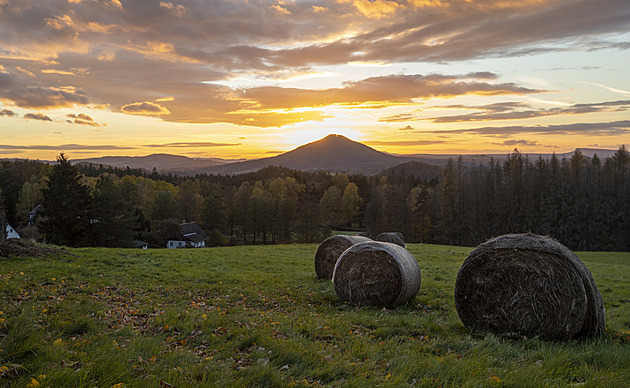 České Švýcarsko po škrtech v nejistotě. Bude na další obnovu po požáru?