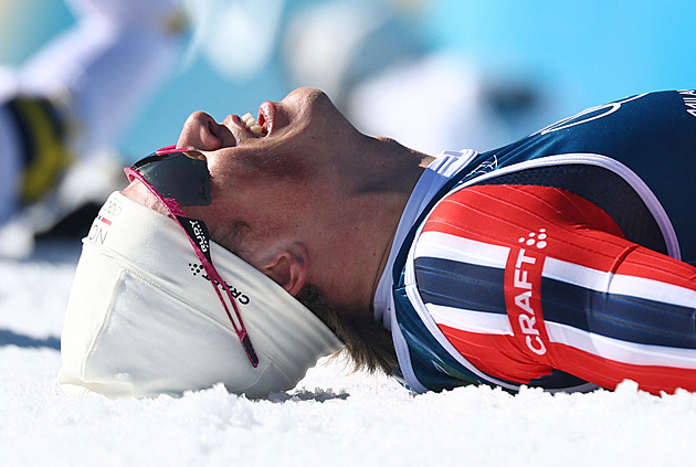 Rekordní osmé zlato pro Klaeba, ovládl deset kilometrů. Novák byl jedenáctý